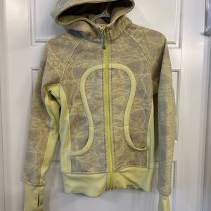 Lululemon Hoodie Size 4